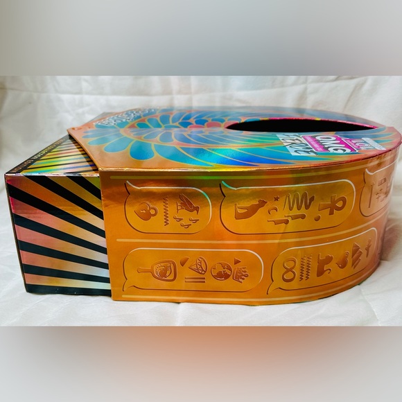 LOL Surprise! Limited Edition OMG Fierce Cleopatra Collector Edition Doll *NEW* - Picture 8 of 13